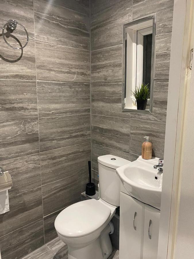 Ali'S Holiday Apartments F2 Блекпул Екстериор снимка